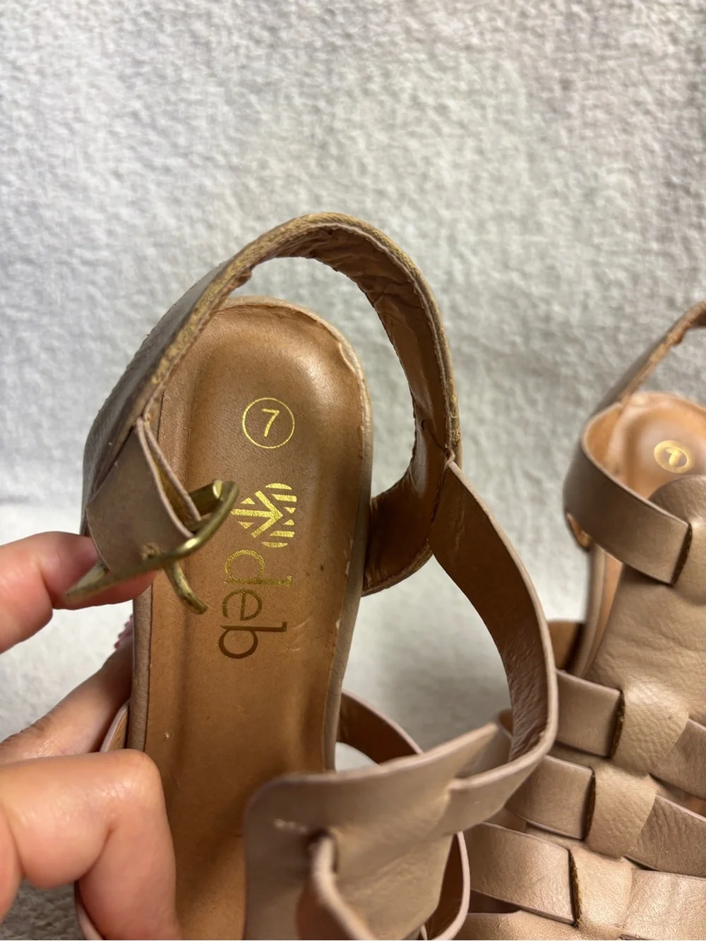 Deb Y2K Tan Strappy Platform Heels size 7